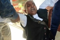 মনোনয়নপত্র বাতিল হওয়ায় গড়াগড়ি দিয়ে কান্নায় ভেঙে পড়েন প্রার্থী মনোনয়নপত্র বাতিল হওয়ায় গড়াগড়ি দিয়ে কান্নায় ভেঙে পড়েন প্রার্থী