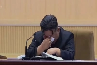 এবার কাঁদতে কাঁদতে নারীদের যা বললেন কিম