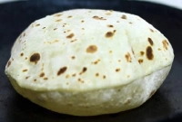 জানেন, রুটি সেঁকার সময় সাথে সাথে ফুলে ওঠে কেন? 
