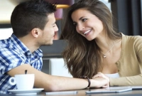 কোন জিনিসটা মেয়েরা ১৮ বছর হলেই দেওয়া জন্য পাগল হয়ে ওঠে?