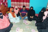 ৭ বউকে নিয়ে সুখের সংসার রবিজুলের