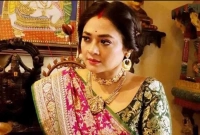 'সারাদিন বিছানায় পড়ে থাকতে ইচ্ছে করছে'