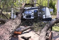 বজ্রঝড়ে ৯ জনের মৃত্যু