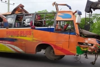 বাসের সঙ্গে পিকআপ ভ্যানের সংঘর্ষে ৪ জনের মৃত্যু