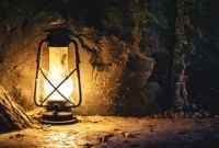  যেখানে সন্ধান মিলল ১৫০০ বছরের পুরোনো বাতির