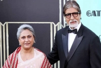 যা দেখে জয়ার প্রেমে পড়েছিলেন অমিতাভ বচ্চন