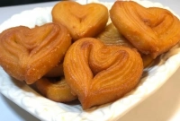 যেভাবে বানাবেন হৃদয় হরণ পিঠা