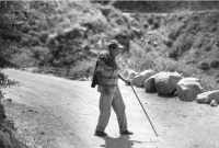 কেন কালো চশমা পড়েন অন্ধ লোকেরা? জানেন না ৯০% মানুষ