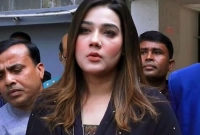 সেই কথা রাখলেন না নায়িকা মাহি!