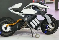 কৃত্রিম বৃদ্ধিমত্তার ইলেকট্রিক বাইক এবার বাজারে! এক চার্জে ১৫০ কিমি