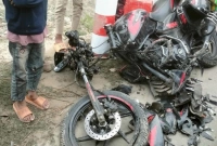 বাবা-ছেলের মর্মান্তিক মৃত্যু