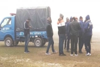 মায়ের গলাকাটা মরদেহ বিছানায়, পাশে দাঁড়িয়ে আছেন বাবা