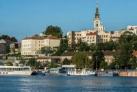 তীব্র শ্রমিক সংকট, ওয়ার্ক পারমিট সহজ করল এই দেশ