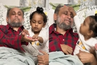  'বাবা-মেয়ের এই ভালোবাসার ছবি না তুলে আর থাকতে পারলাম না'