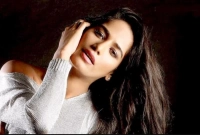 আর বেঁচে নেই অভিনেত্রী পুনম পাণ্ডে 