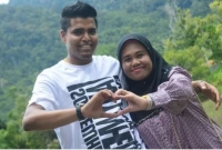 মালয়েশিয়ান তরুণী প্রেমের টানে এখন বরিশালে 