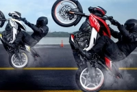 পালসারের একটি নতুন মডেলের টিজার প্রকাশ