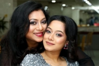 আমি তাকে আমার মা মনে করি: দীঘি