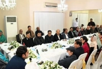 পাকিস্তানে সরকারে গঠনে হঠাৎ একি সিদ্ধান্ত নিল বিলওয়াল ভুট্টোর দল