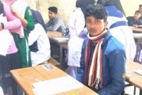 বাবার মরদেহ বাড়িতে রেখে পরীক্ষার হলে সৈকত!