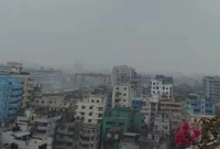 এমন কি জিনিস শুধুমাত্র নিচে নামে কিন্তু উপরে উঠে না?