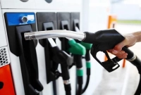 পেট্রোল, ডিজেল ও গ্যাসের দাম কমলো ভারতে, আজ থেকে নতুন দাম কার্যকর 