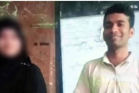 এসএসসি পরীক্ষা কেন্দ্র থেকে ছাত্রীকে নিয়ে শিক্ষক উধাও!