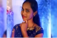 ফাঁকা বাড়িতে প্রেমিকের সঙ্গে ধরা, নিজের মেয়েকে খুন করলেন মা