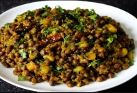 অনেকেই জানেন না ইফতারে ছোলা খেলে কী হয়