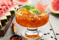 তরমুজের খোসা দিয়ে সুস্বাদু মোরব্বা বানাবেন যেভাবে