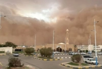 ব্যাপক শিলাবৃষ্টি সহ টানা ৫ দিন বজ্রঝড়ের পূর্বাভাস সৌদিতে, ঢেকে যেতে পারে মরুভূমি!