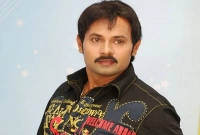 নায়ক আলেকজান্ডার বো নিজেই জানালেন, তিনি কোন ধর্মের অনুসারী