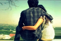 মেয়েদেরকে সবচেয়ে বেশি আকৃষ্ট করে পুরুষের এই গুণটি