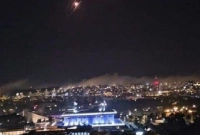 ইসরায়েলের বিমান ঘাঁটিতে আঘাত হেনেছে ইরানের ৭টি ব্যালিস্টিক ক্ষেপণাস্ত্র