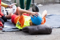 জানুন হিটস্ট্রোকের লক্ষণগুলি, যারা বেশি আক্রান্ত হয়