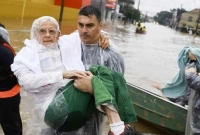 ভারী বর্ষণে সৃষ্ট ভয়াবহ বন্যায় ১৪৩ জনের মৃত্যু