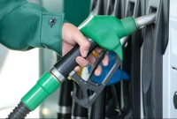 পেট্রোল-ডিজেলের দাম এক ধাক্কায় যত কমলো