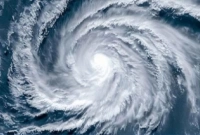 ধেয়ে-আসছে-শক্তিশালী-ঘূর্ণিঝড়-২-নম্বর-হুঁশিয়ারি-সংকেত