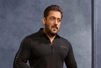 এবার কী ঘটেছে সালমান খানের বাড়িতে? জানা গেল এই তরুণী মানসিক রোগী