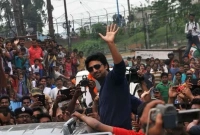 কে এগিয়ে, কে পিছিয়ে পশ্চিমবঙ্গে তারকা প্রার্থীদের মধ্যে?