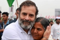 অবিশ্বাস্য, রাহুল গান্ধী ভেঙ্গে ফেললেন সোনিয়া গান্ধীর সেই রেকর্ড