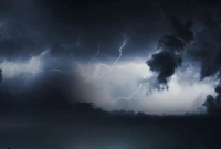 ‘চরম বিপজ্জনক’ ঝড়ে পরিণত হয়ে ২৫০ কিমি গতিবেগে তাণ্ডব চালাতে পারে বেরিল