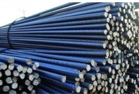 হঠাৎ কমে গেল আকরিক লোহার দাম!