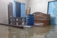 সিলেটের ঈদ আনন্দ ভাসছে বানের জলে সিলেটের ঈদ আনন্দ ভাসছে বানের জলে