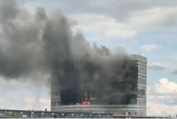 অফিস ভবনে ভয়াবহ আগুন, ৮ জনের মৃত্যু