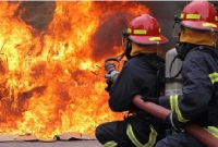 ঘরে আগুন লেগে দুই নারীসহ একই পরিবারের ৬ জনের মৃত্যু