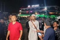 পায়ে হেঁটে হজ্ব পালন শেষে এক বছর পর নিজ বাড়িতে আলিফ