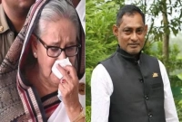 শেখ হাসিনার আপন ‘খালাতো ভাইয়ের’ বিরুদ্ধে মামলা