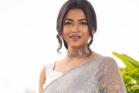 মাঝরাতে নারীদের রাজপথে নেমে আসার আহ্বান বাঁধনের