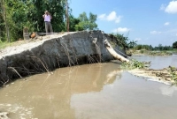 ‘গাছপালা-জমিজমা-সব-নদীত-চলি-গেইছে-হামরা-নিঃস্ব-হয়া-গেইছি’